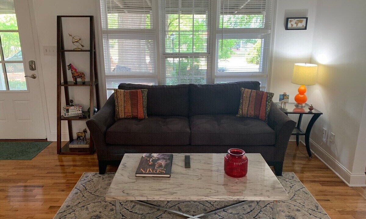 Photo of Livingroom in Kennesaw