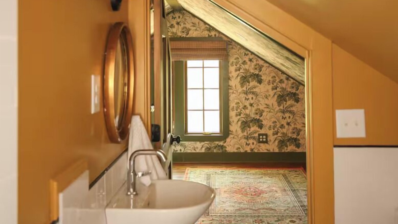 Photo of Bathroom in Benton