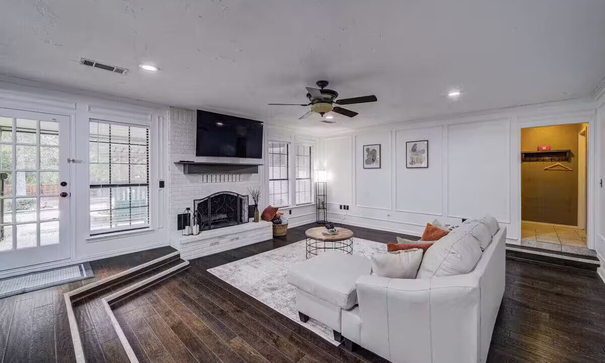 Photo of Livingroom in Trophy Club