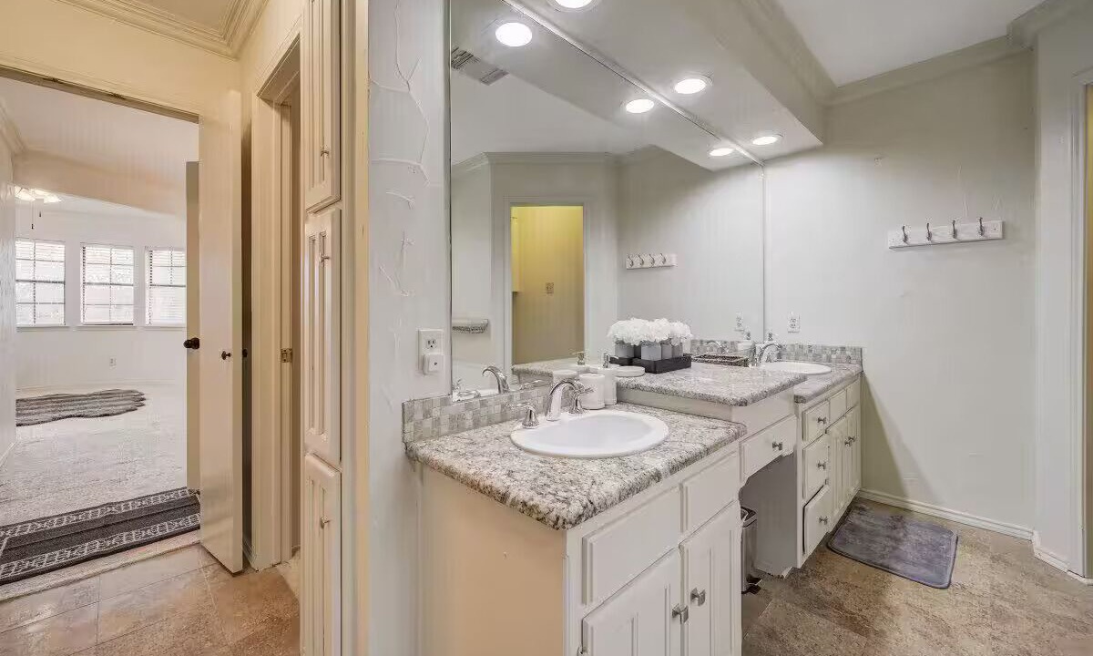 Photo of Bathroom in Trophy Club
