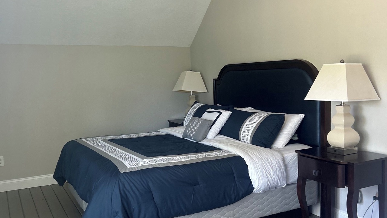 Photo of Bedroom in Oakhurst