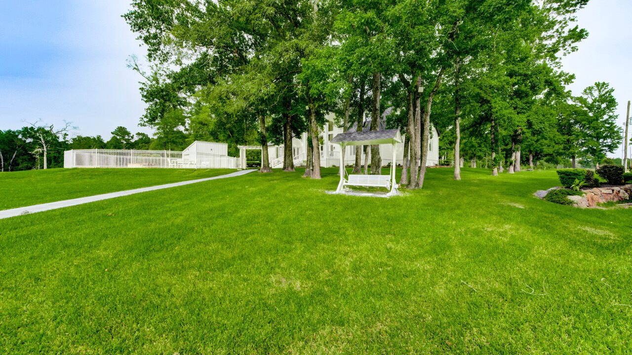 Photo of Outdoor in Oakhurst