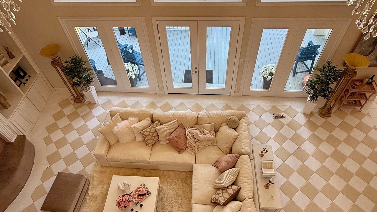 Photo of Livingroom in Oakhurst