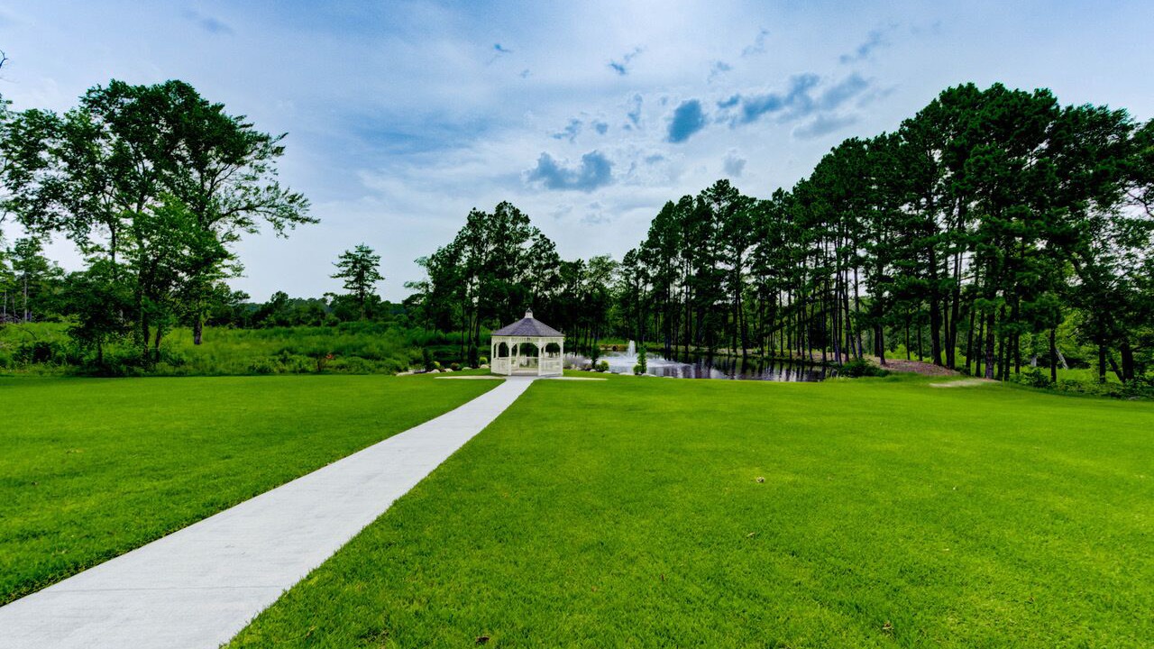 Photo of Outdoor in Oakhurst