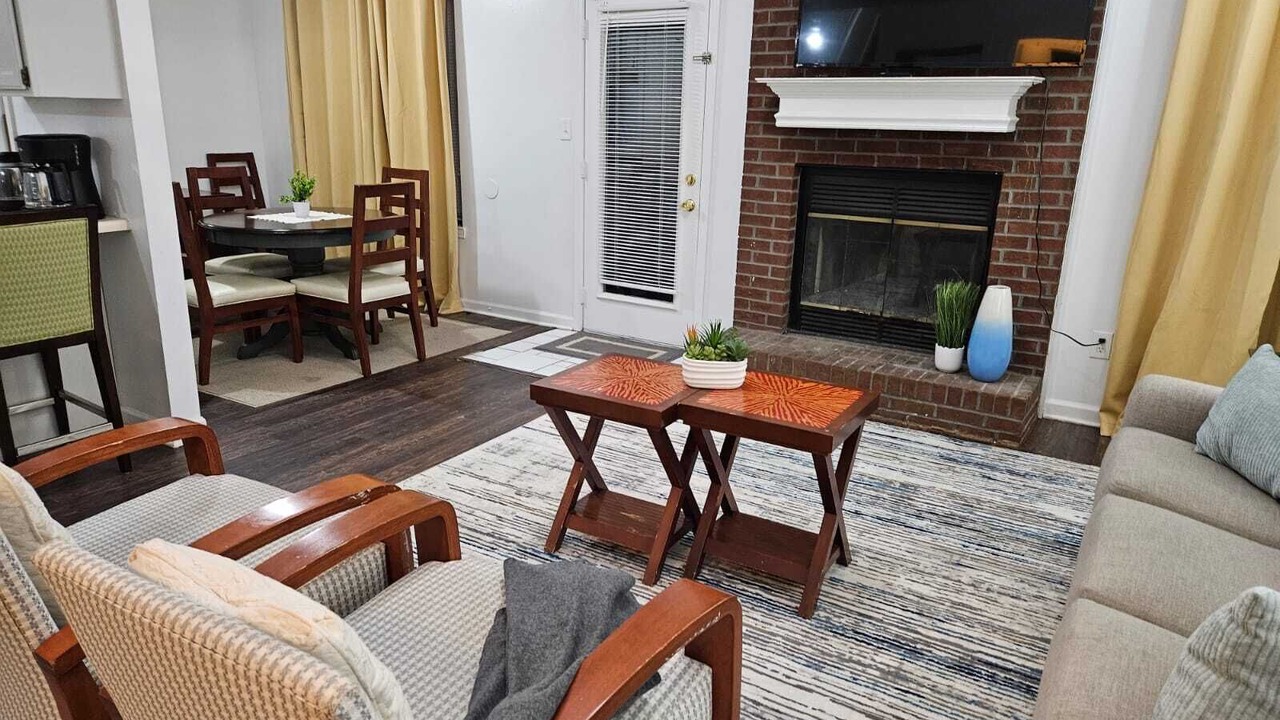 Photo of Livingroom in Bartlett