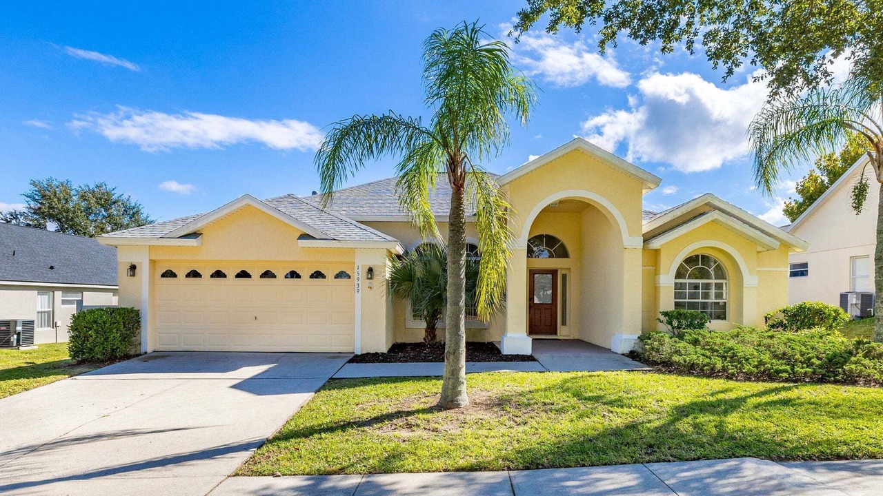 Photo of Outdoor in Orange Tree