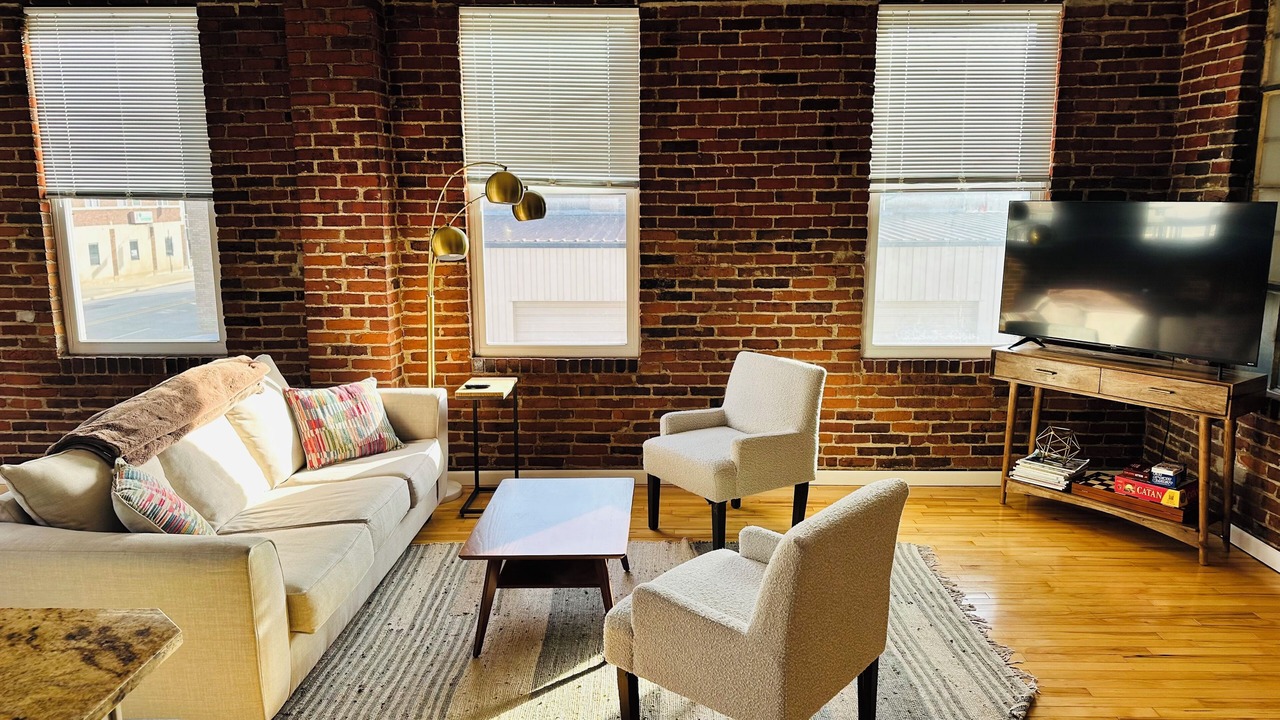 Photo of Livingroom in Logansport