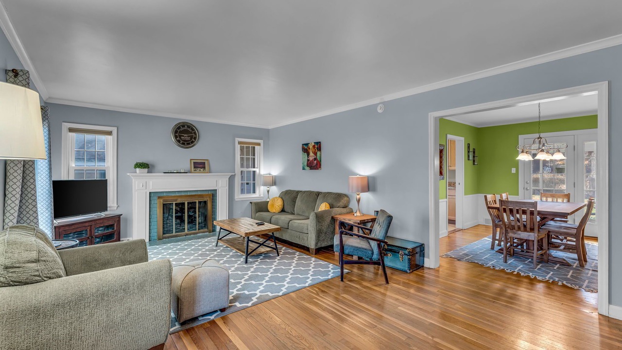 Photo of Livingroom in Topeka