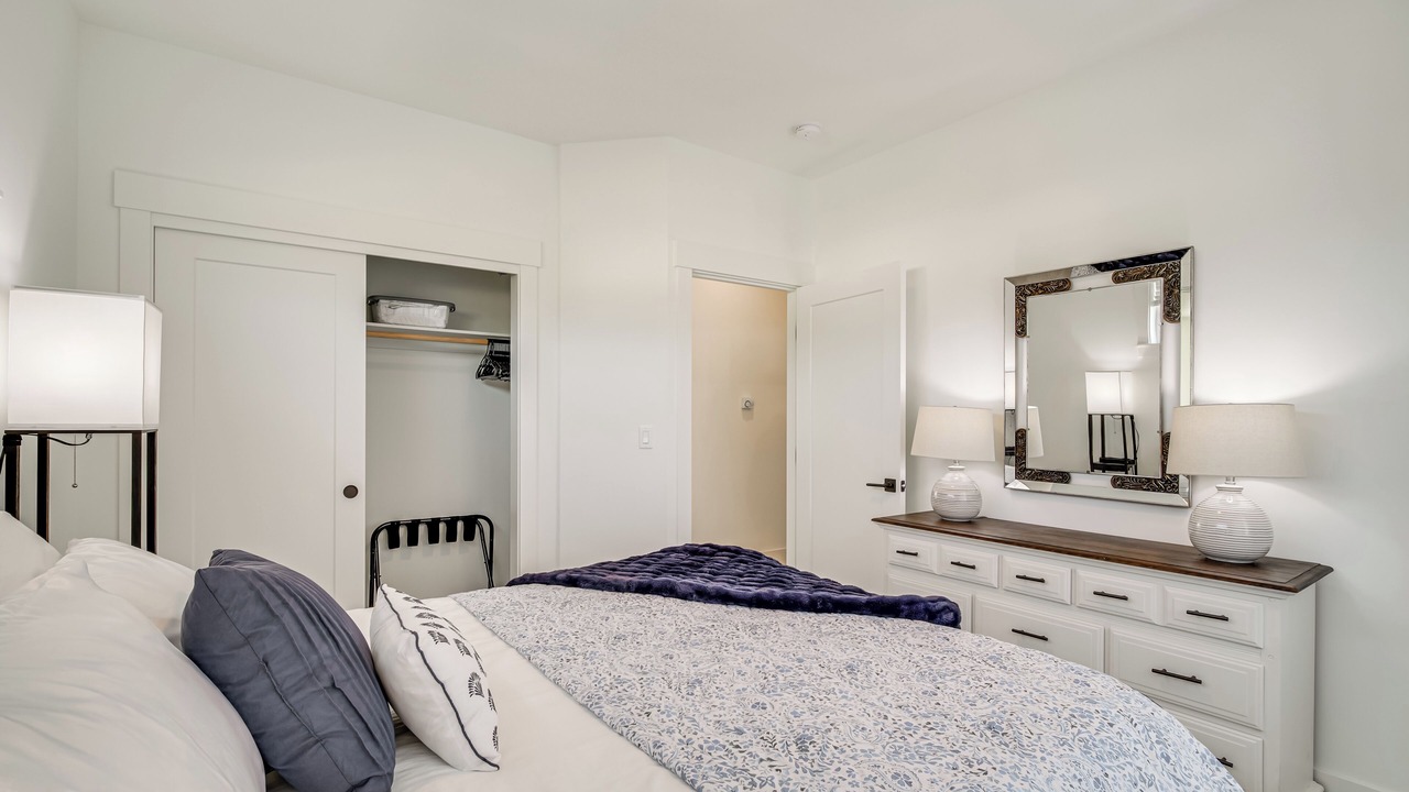 Photo of Bedroom in Eagle Point