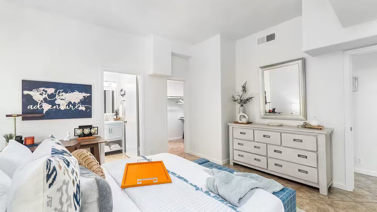 Photo of Bedroom in Marina District