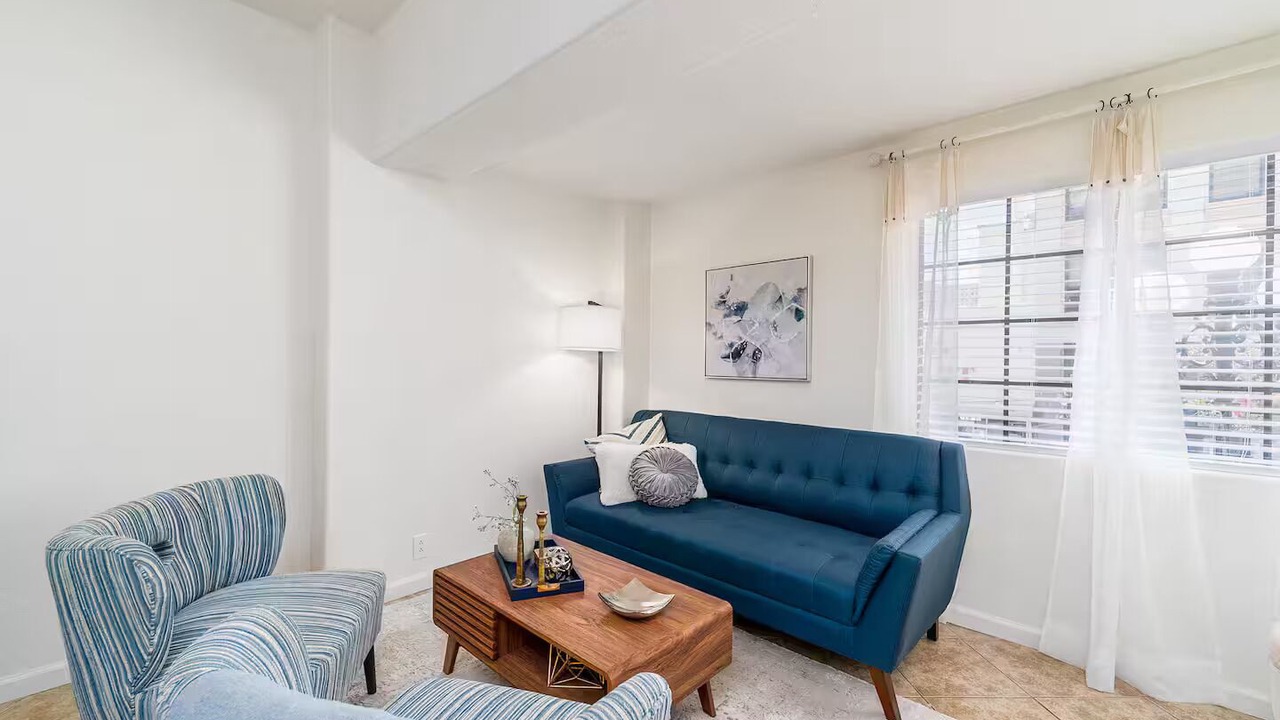Photo of Livingroom in Marina District
