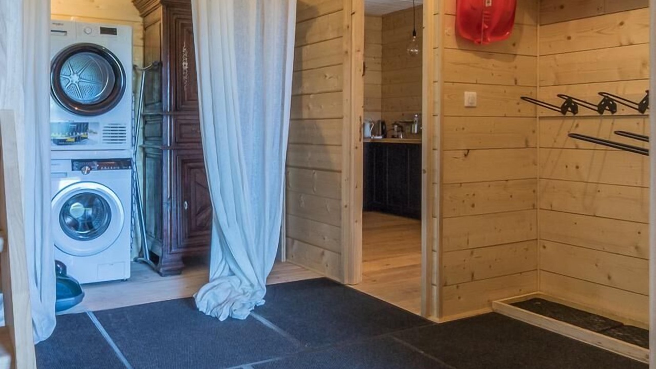 Photo of Others in Boutx