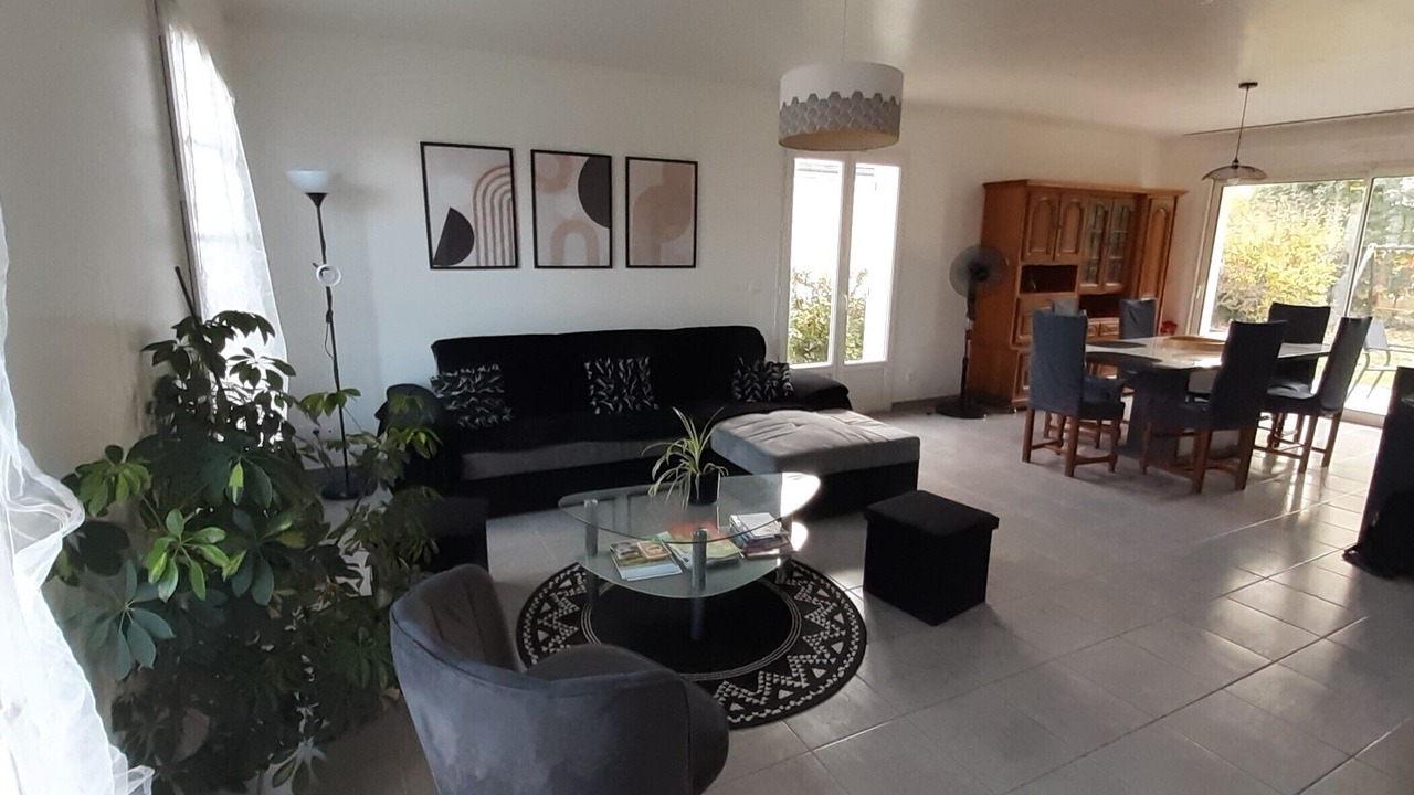 Photo of Livingroom in Rosieres-pres-Troyes
