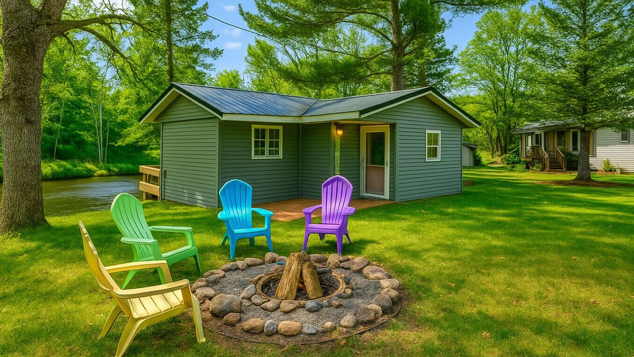 Photo of Outdoor in Holcombe