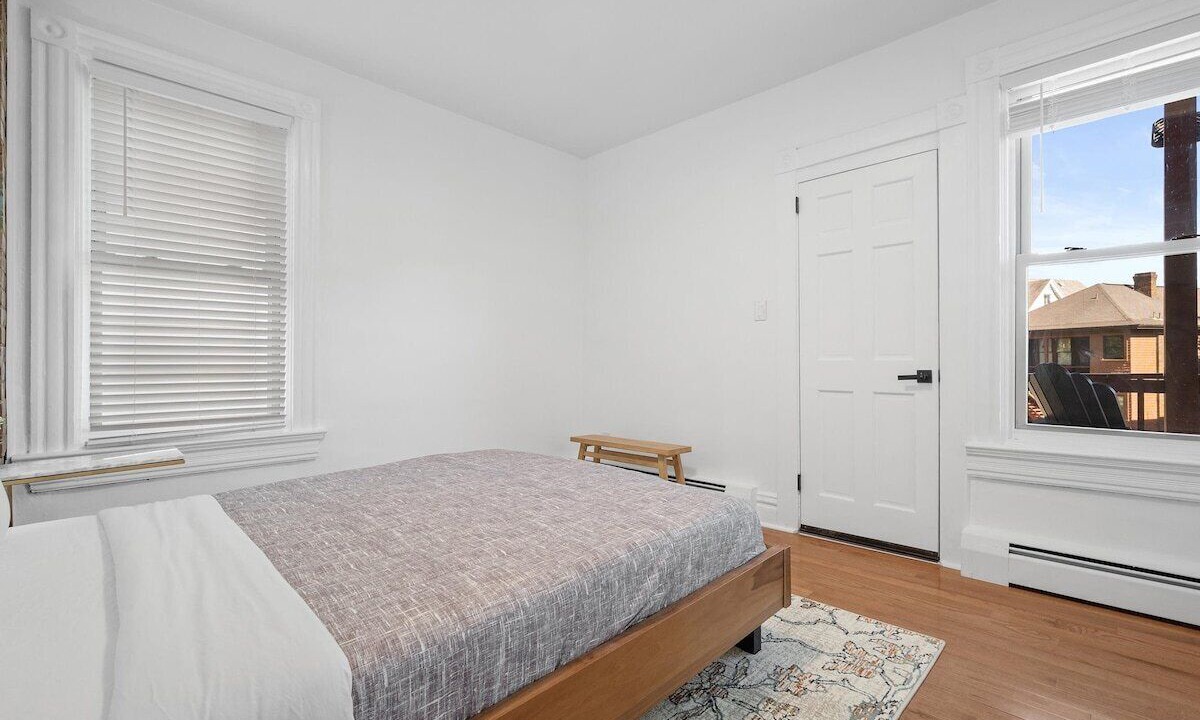 Photo of Bedroom in Shadyside