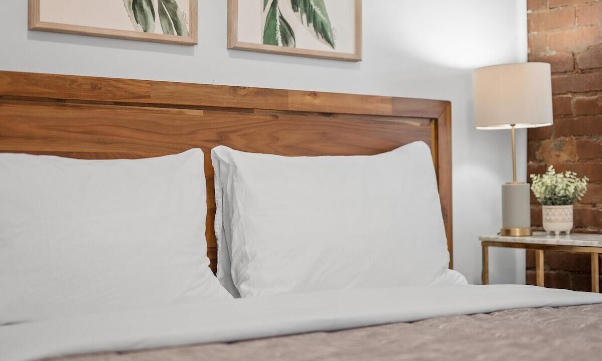 Photo of Bedroom in Shadyside