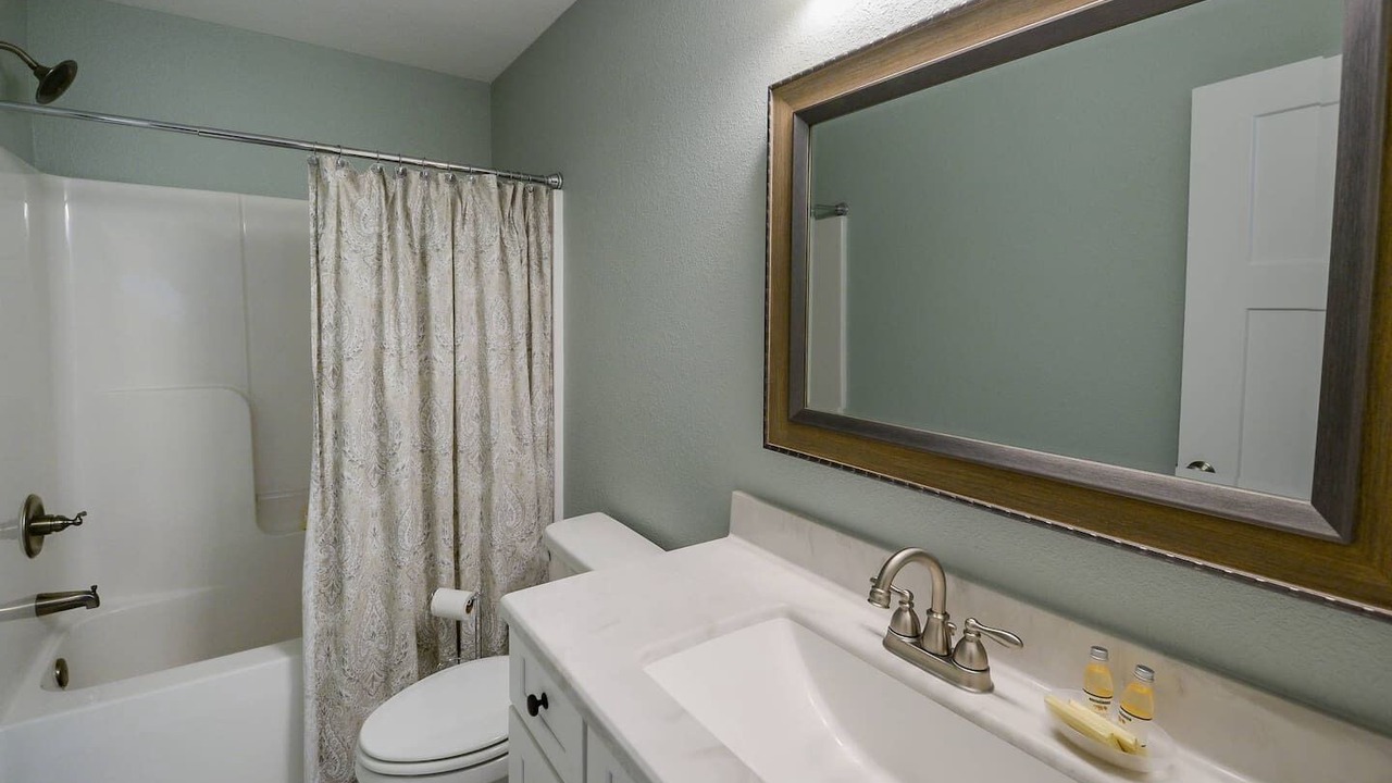 Photo of Bathroom in Harbinger