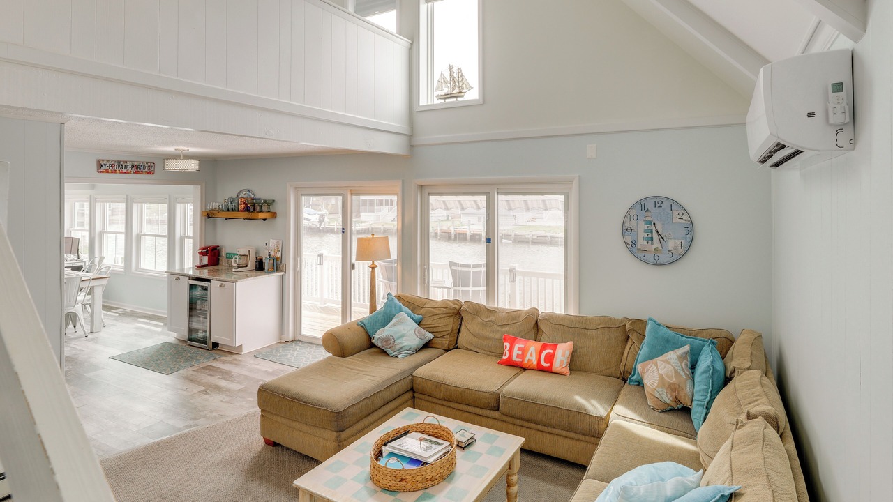 Photo of Livingroom in Ocean Pines