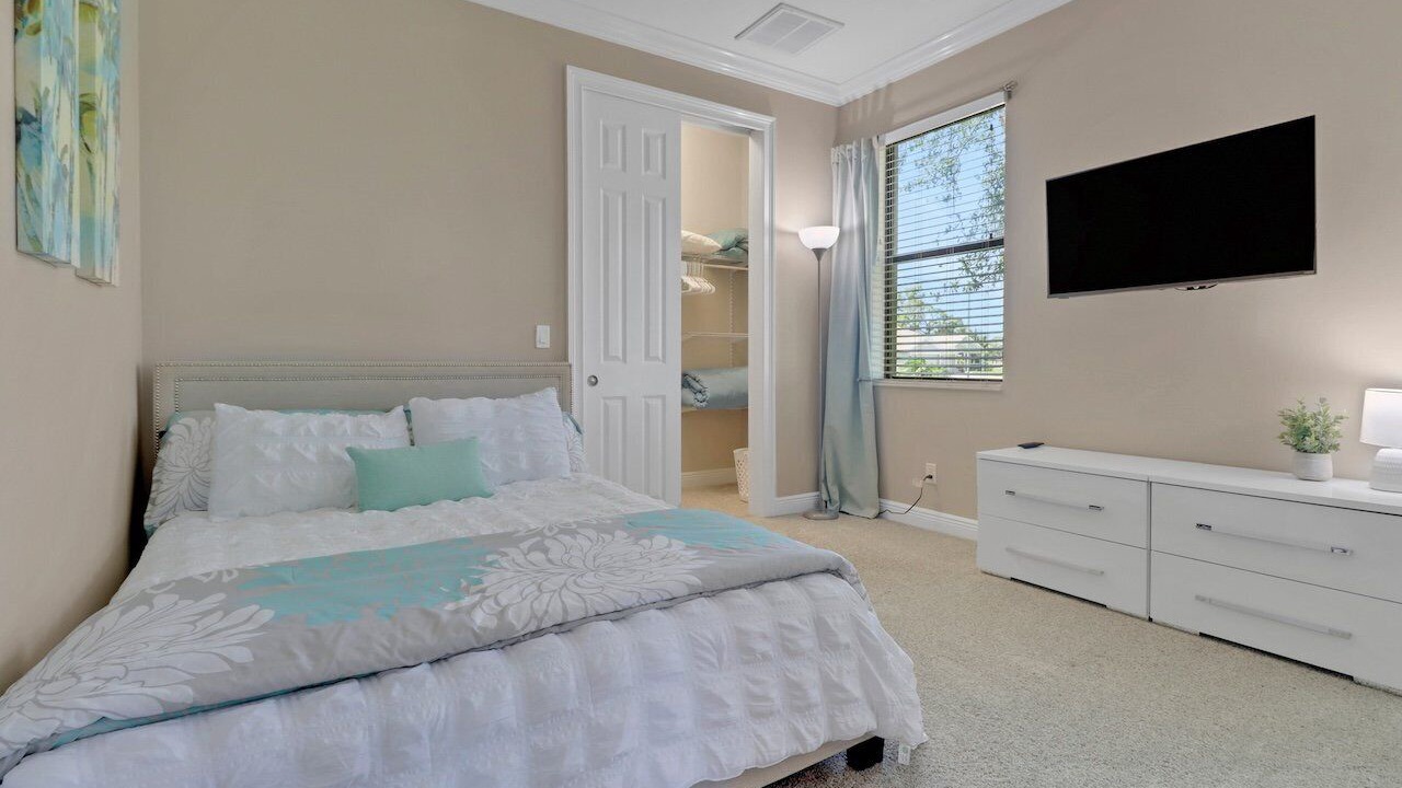 Photo of Bedroom in Burnt Store