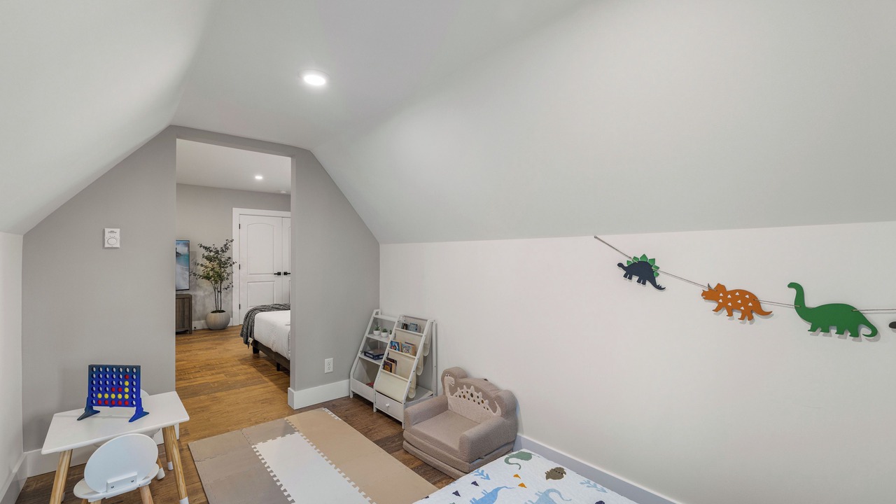 Photo of Bedroom in Downtown Niagara Falls