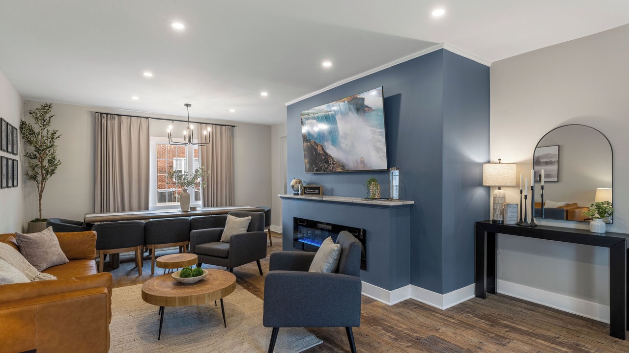 Photo of Livingroom in Downtown Niagara Falls