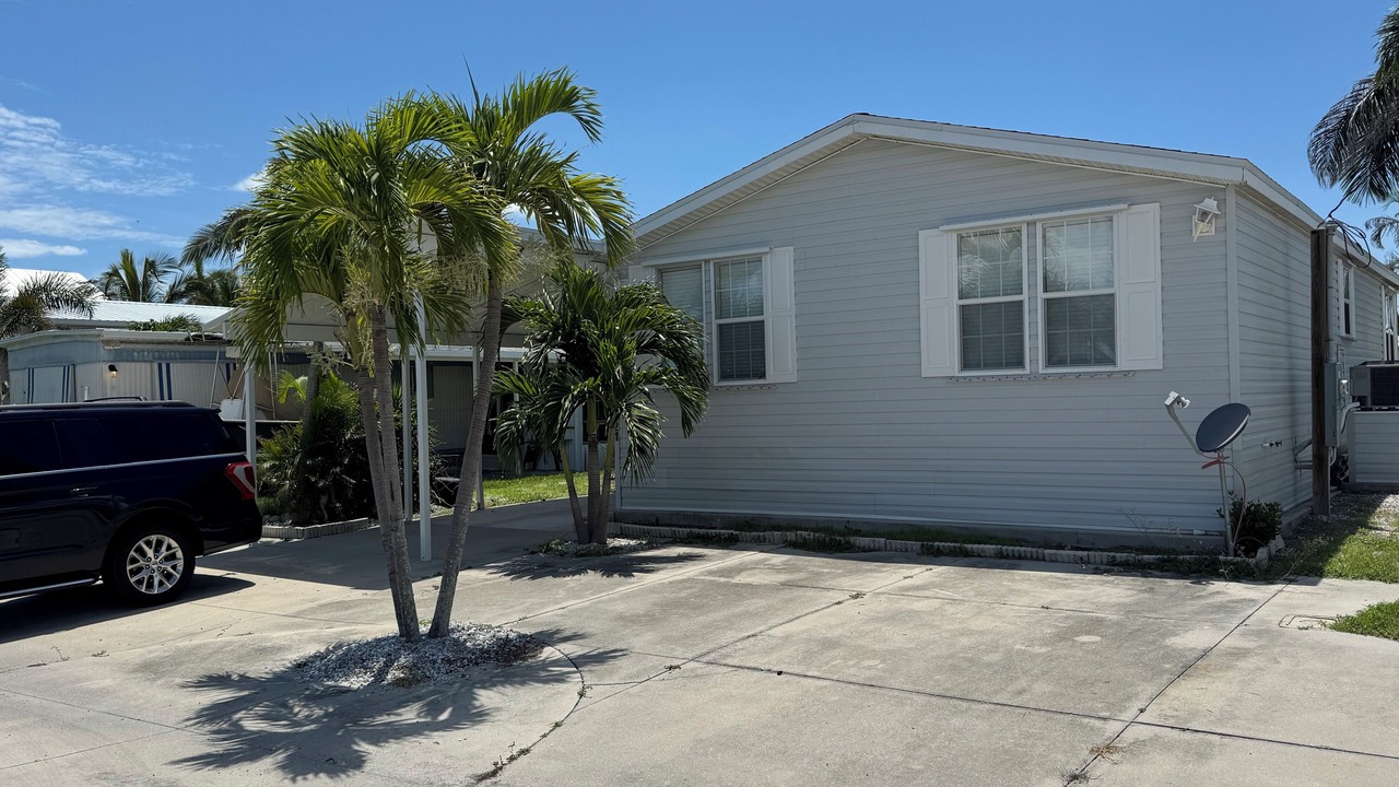 Photo of Outdoor in Saint James City
