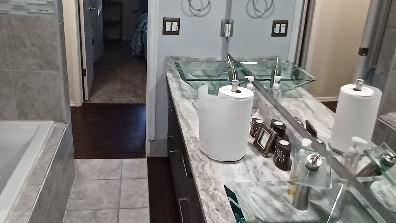 Photo of Bathroom in Central Oklahoma City