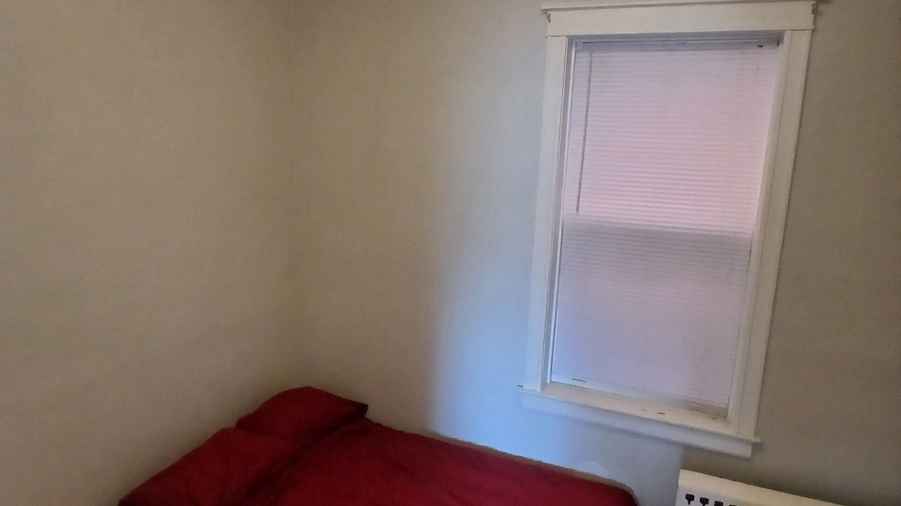 Photo of Bedroom in Jefferson Park