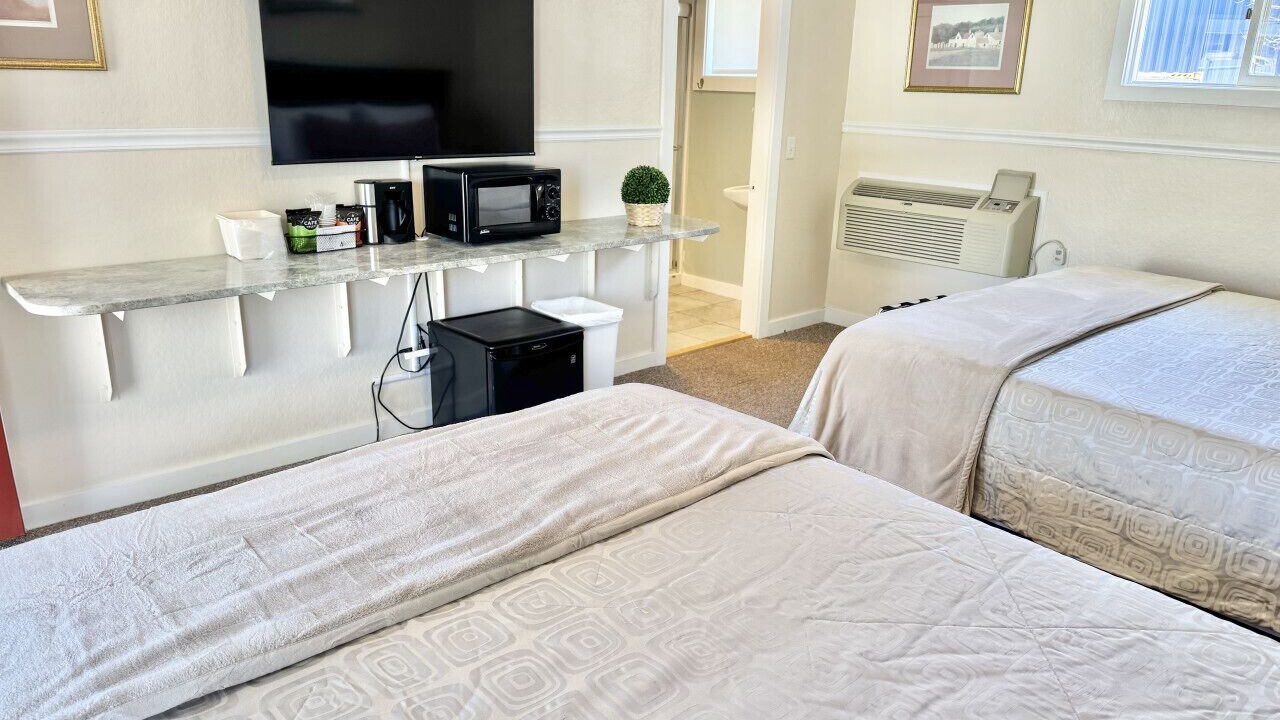 Photo of Bedroom in Hulls Cove