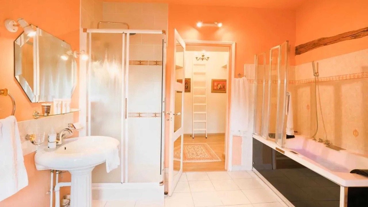 Photo of Bathroom in Houx