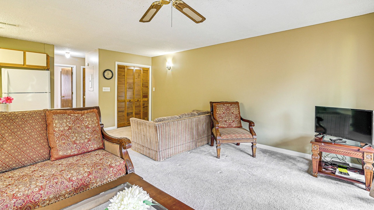 Photo of Livingroom in Surfside Beach