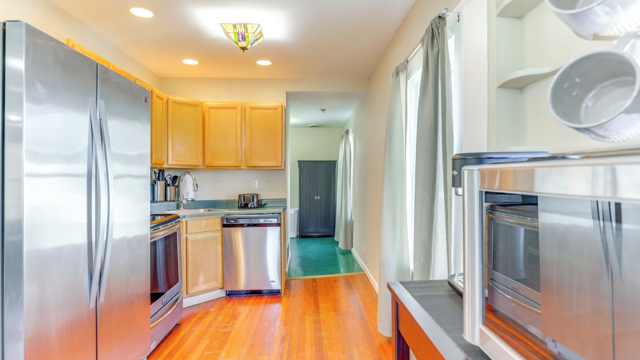 Photo of Others in Seneca Falls