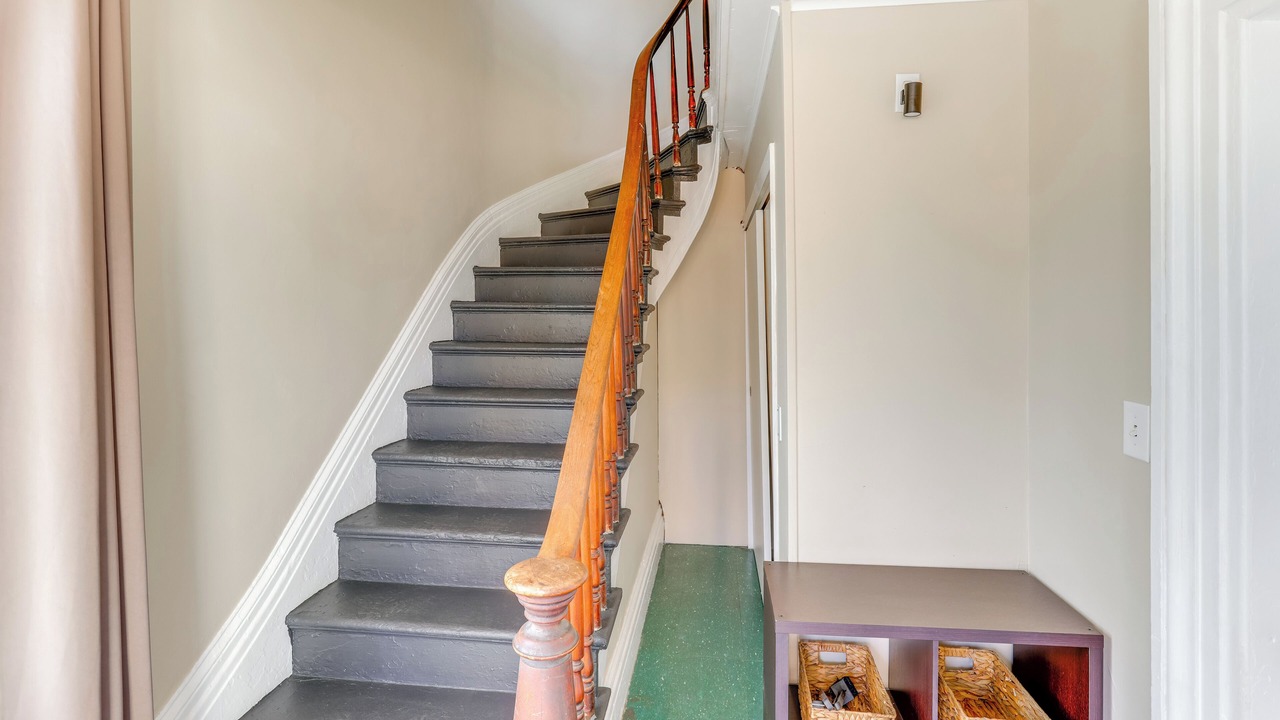 Photo of Others in Seneca Falls