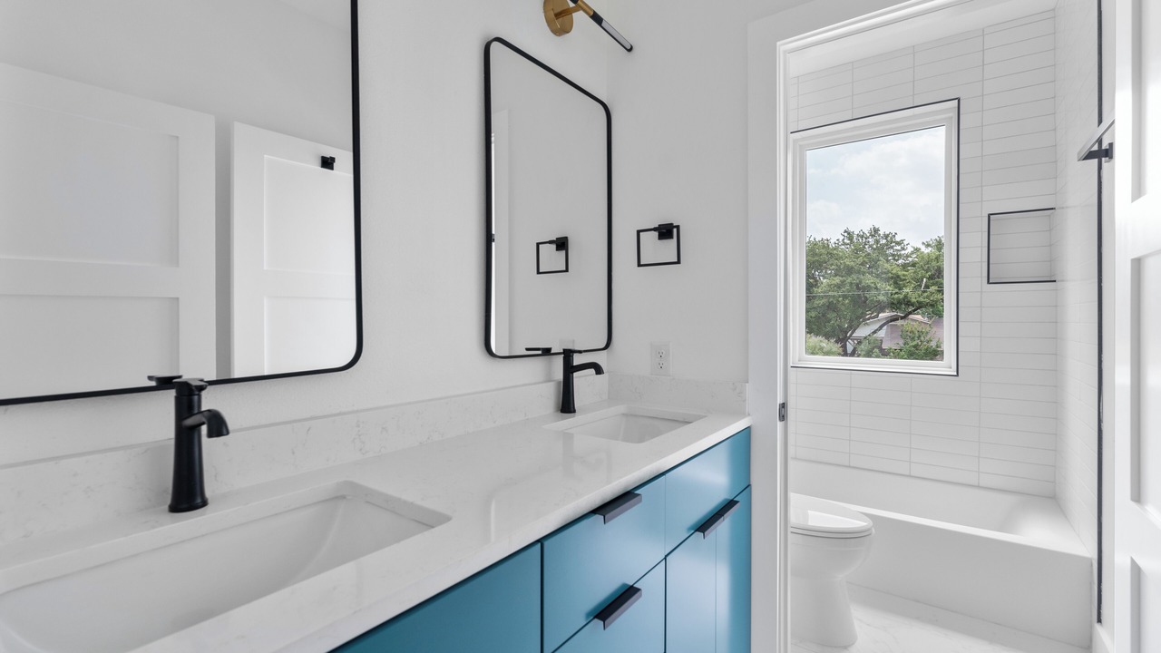 Photo of Bathroom in Highland