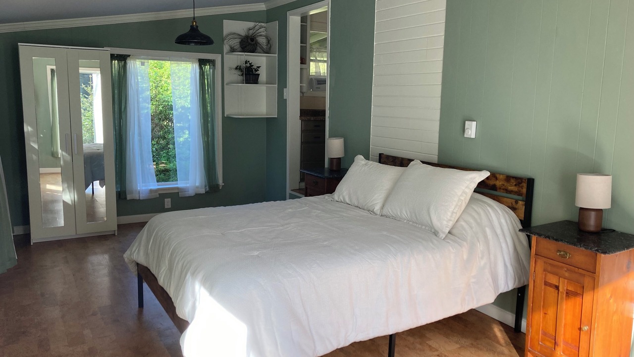Photo of Bedroom in Waldport