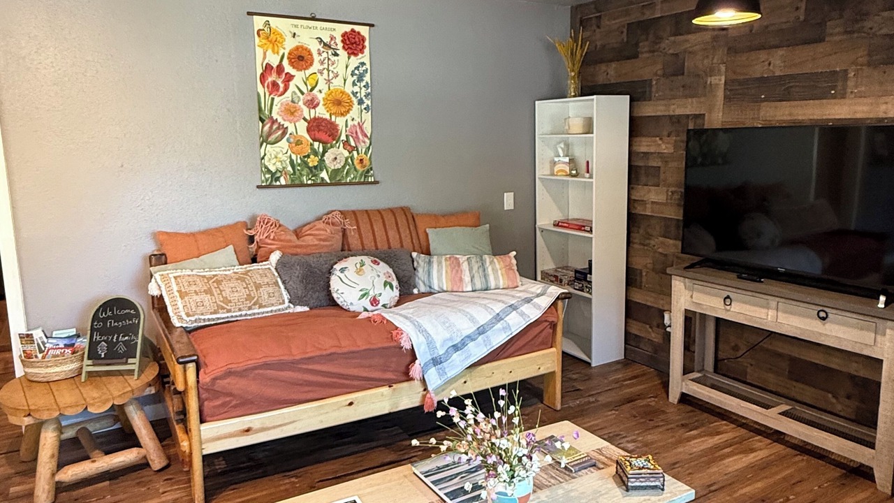 Photo of Livingroom in Flagstaff
