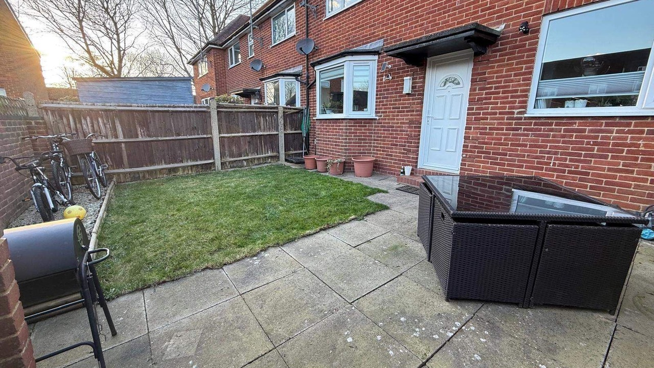 Photo of Others in Reading