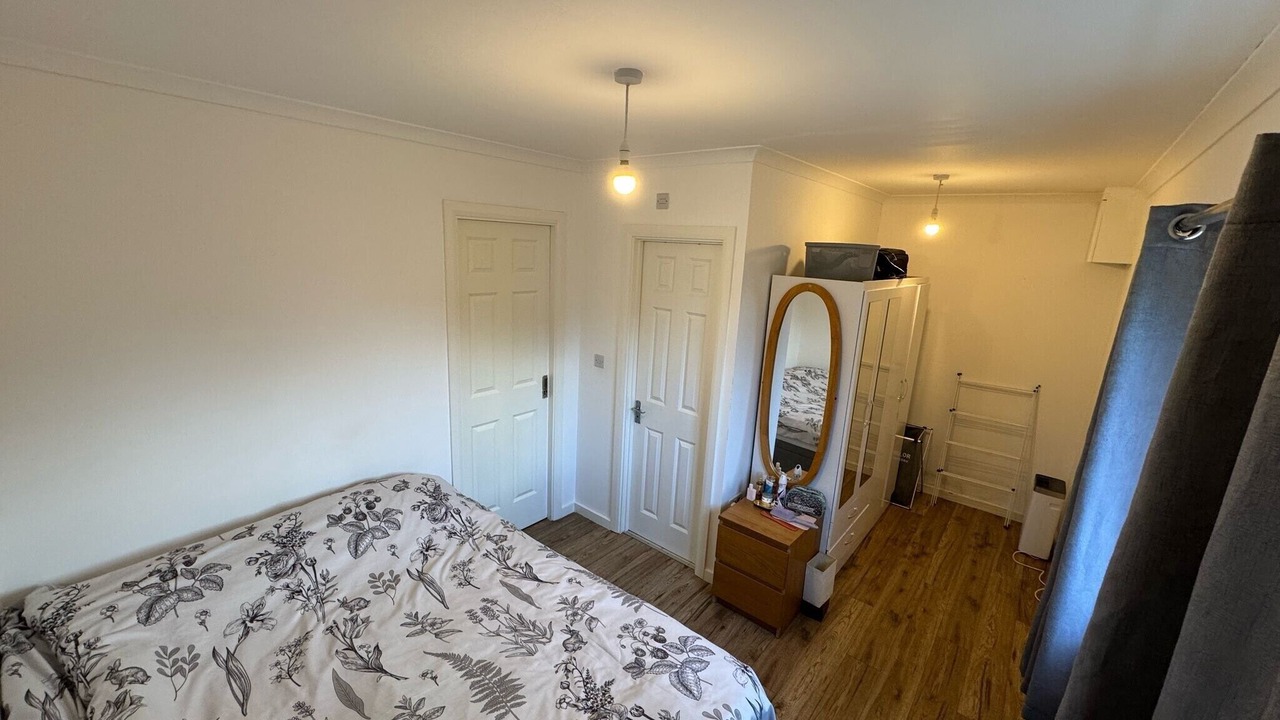 Photo of Others in Whitefoot