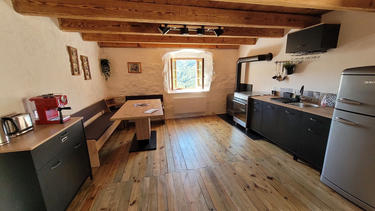 Photo of Kitchen in Saint-Andre-de-Chalencon