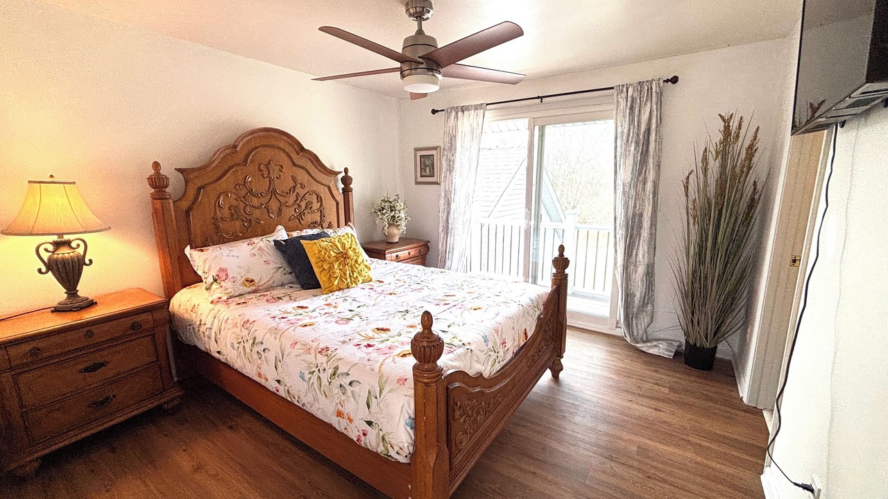 Photo of Bedroom in Honey Creek