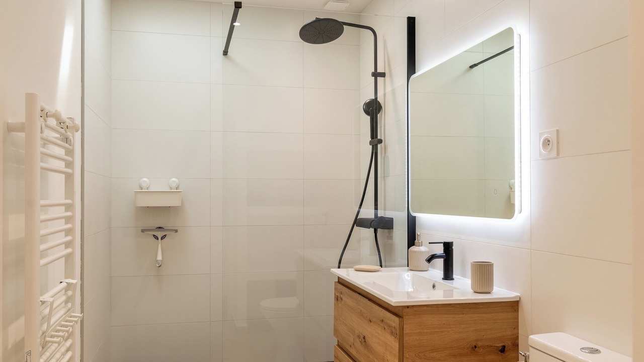 Photo of Bathroom in 16th Arrondissement