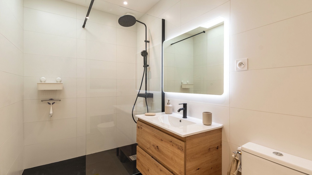 Photo of Bathroom in 16th Arrondissement