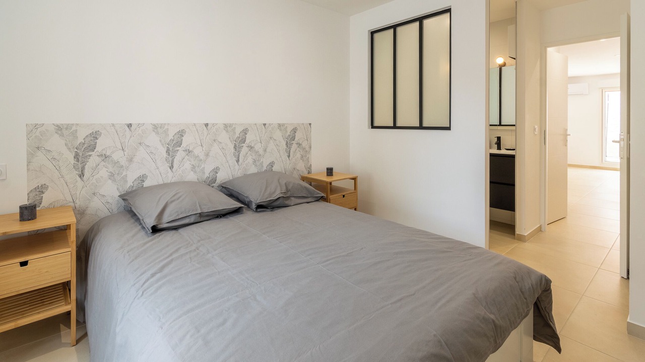 Photo of Bedroom in 16th Arrondissement