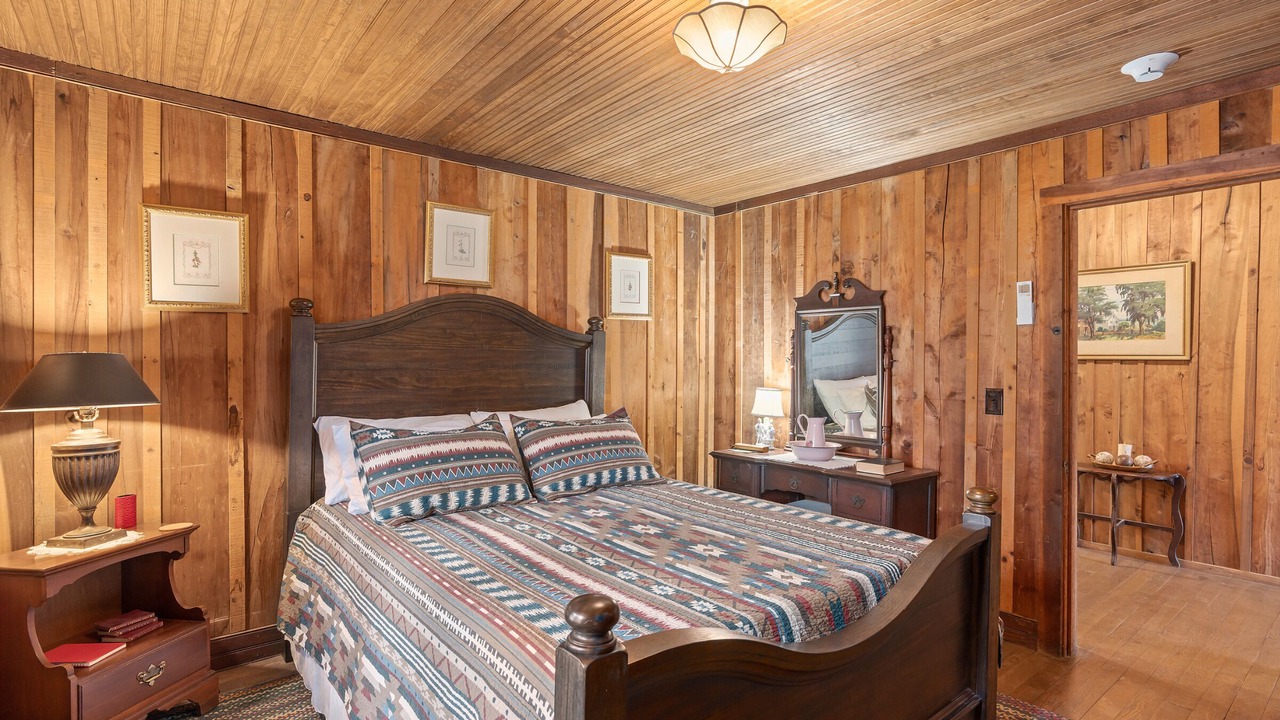 Photo of Bedroom in Topton
