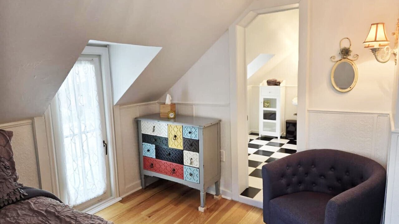 Photo of Bedroom in Historic District