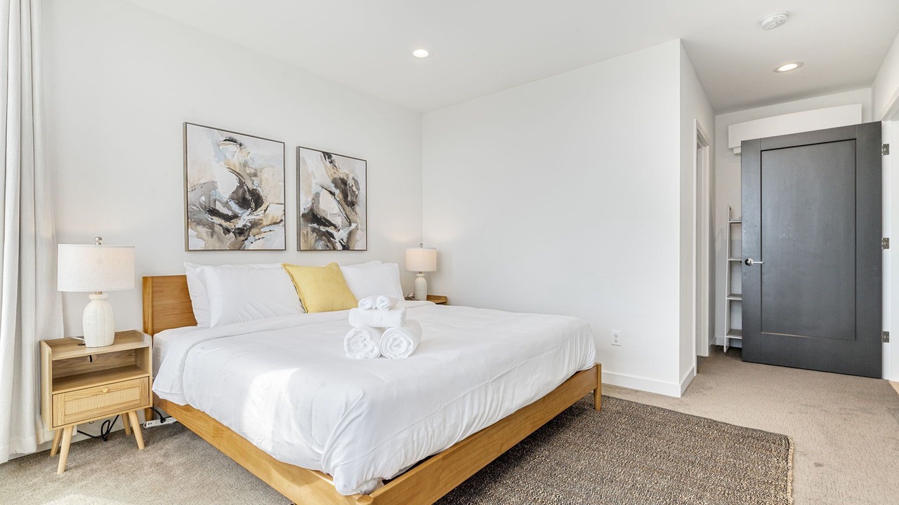 Photo of Bedroom in North Beacon Hill