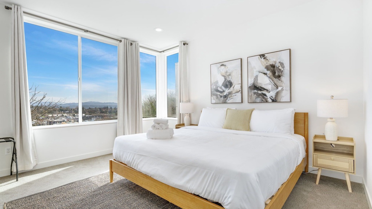 Photo of Bedroom in North Beacon Hill