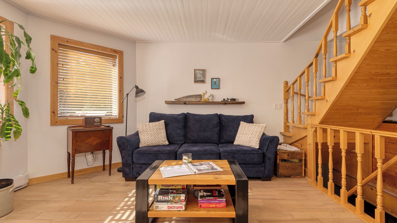 Photo of Livingroom in Saint-Lucien