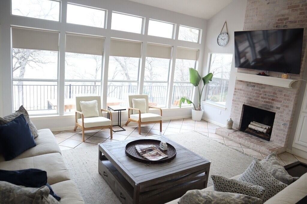 Photo of Livingroom in Hickory Creek