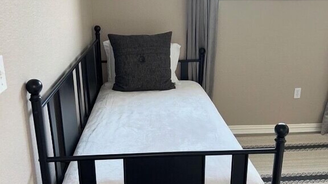 Photo of Bedroom in Hickory Creek